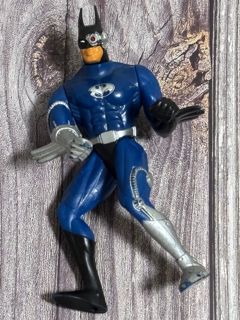 Legends of Batman Cyborg Batman 1994 Vintage Kenner Action Figure DC Comics